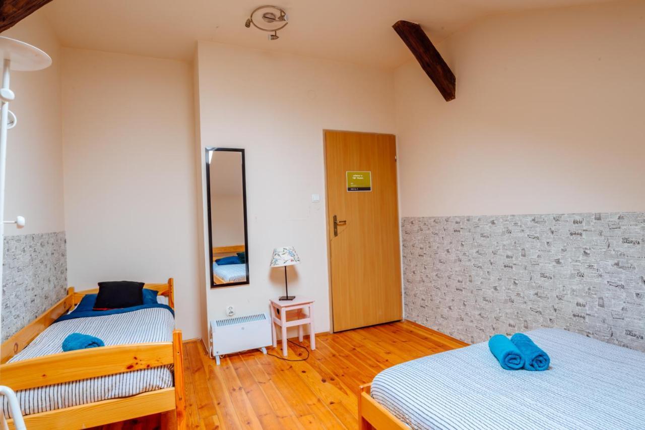 Hostel T&t &